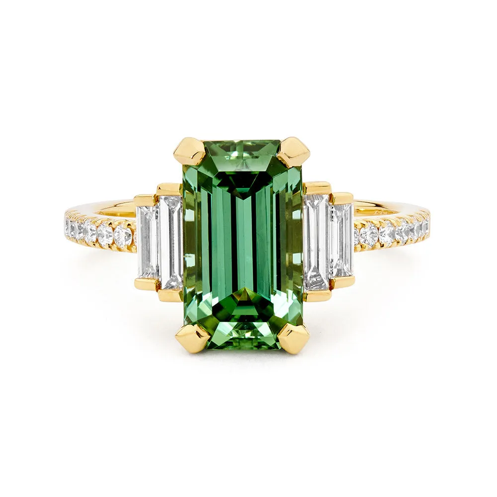 18ct Yellow Gold Green Tourmaline & Diamond Ring