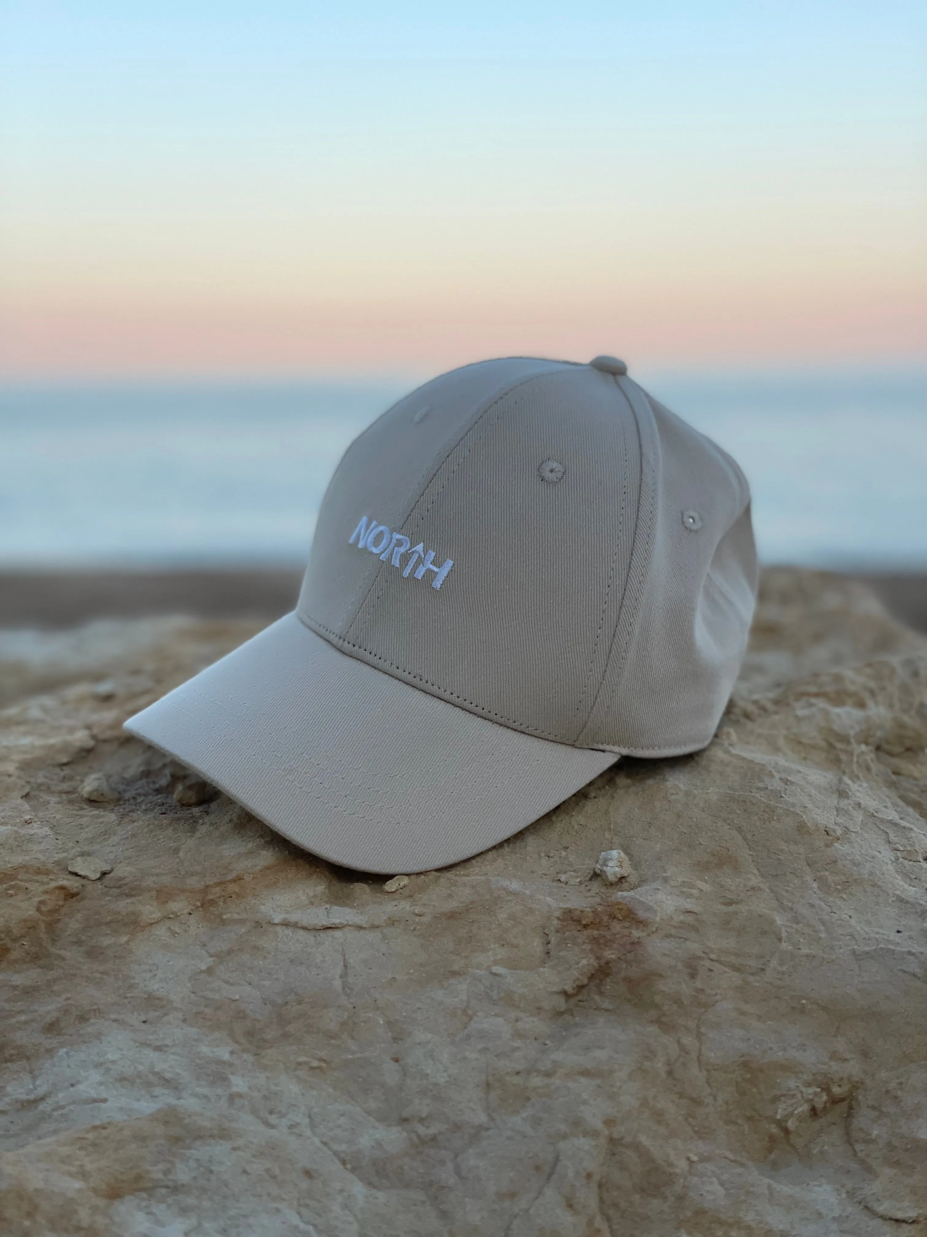 Cap • Sand