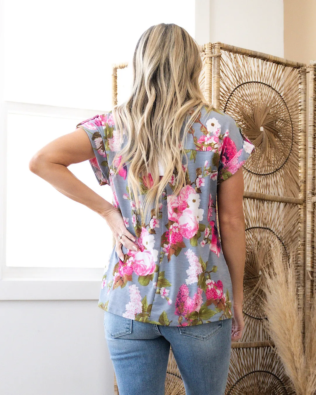 Lizzie Notched Neck Floral Top - Gray & Pink