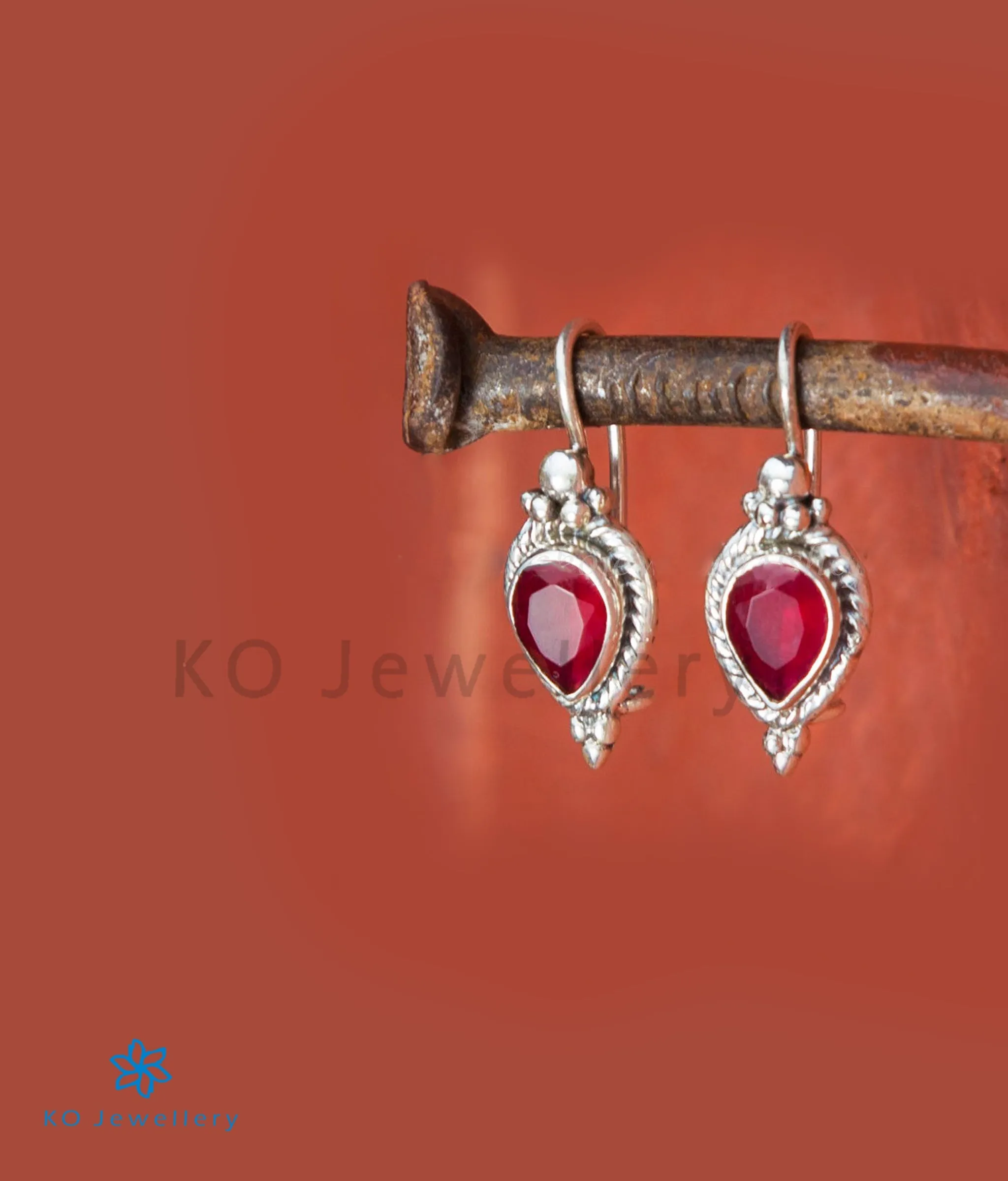 The Varna Silver Gemstone Earrings (Red)